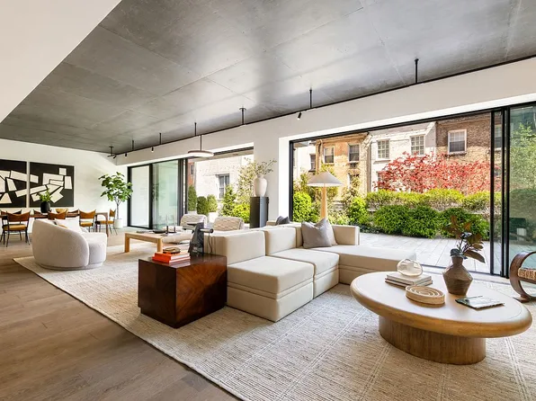 455 W 19th St #3, New York, NY 10011