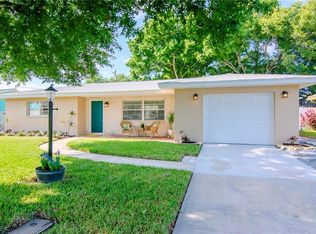 10904 91st Ter, Seminole, FL 33772