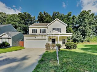 2933 Smooth Stone Trl, Raleigh, NC 27610