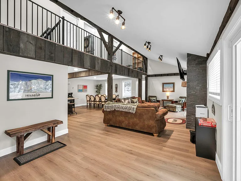 6924 Fish Hill Rd — Photo 41