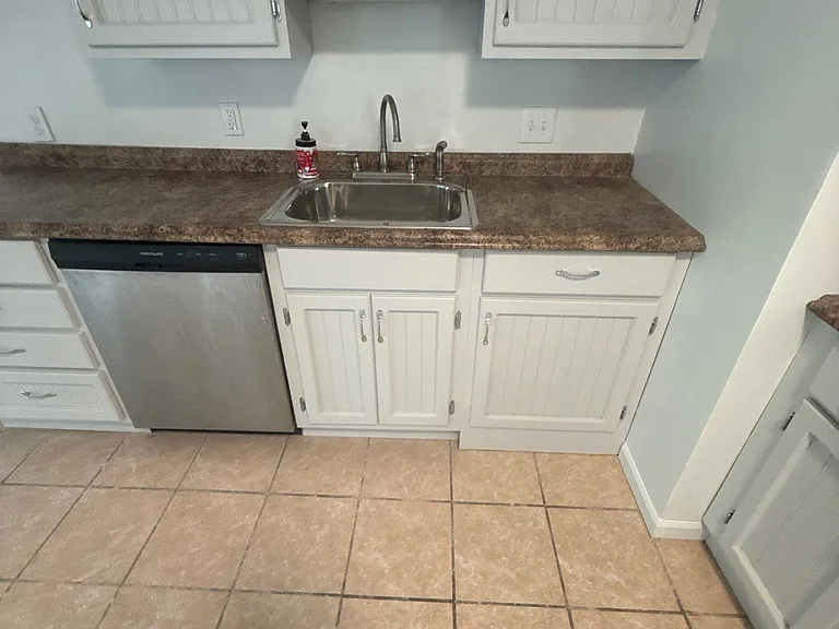 3441 Eisenhower Rd — Photo 3
