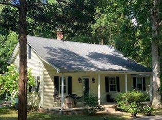 428 Greenhaven Rd, Pawcatuck, CT 06379