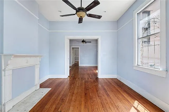 2 bed, 1.0 bath, 815 sqft, $1,295 — Photo 2