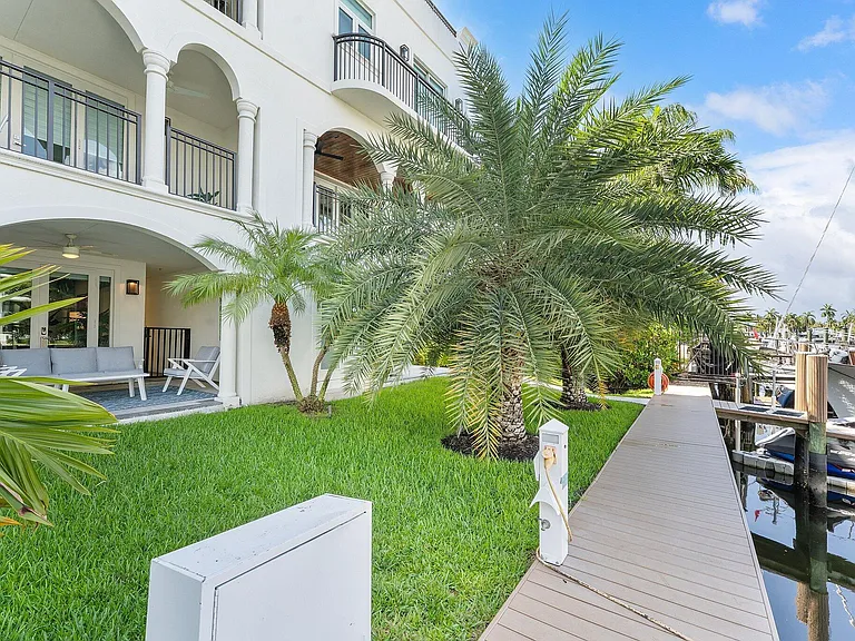 57 Isle Of Venice Dr #57 — Photo 4