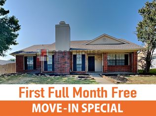 4922 Freeport Dr, Garland, TX 75043