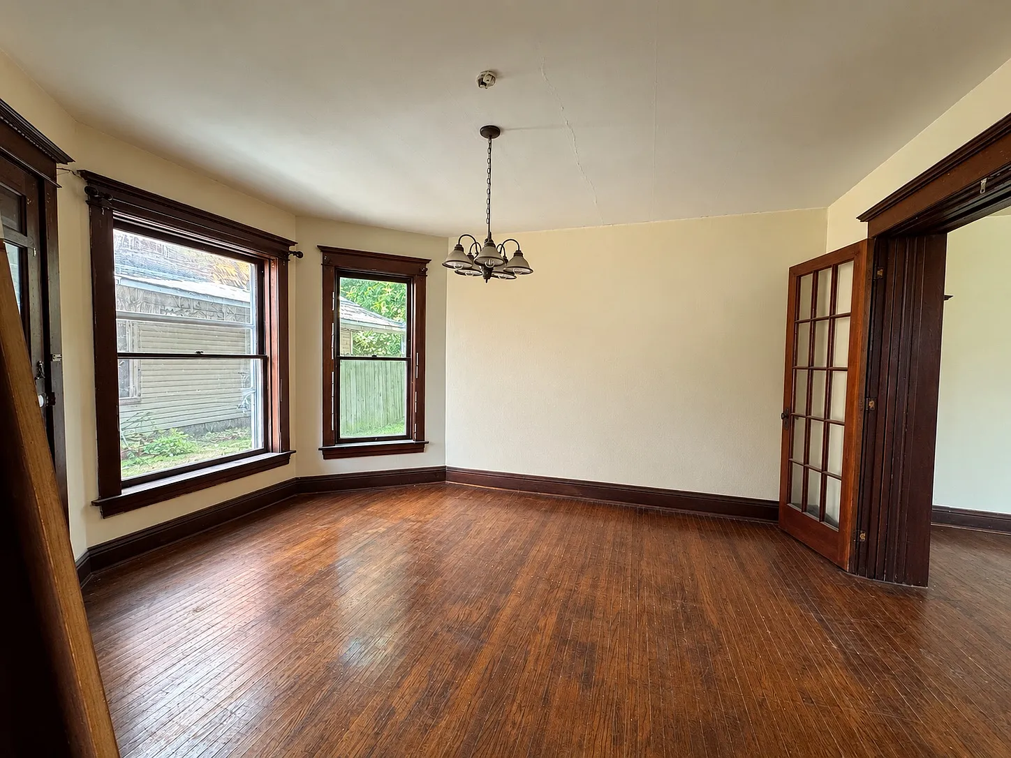 2 bed, 1200 sqft, $900 — Photo 2