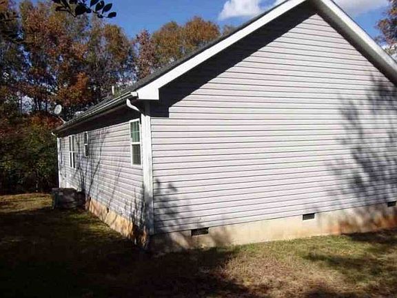 3rd image of 189 Vickers St