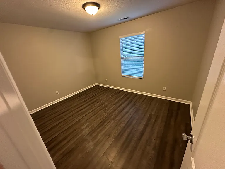 106 Cloverbrook Dr — Photo 32
