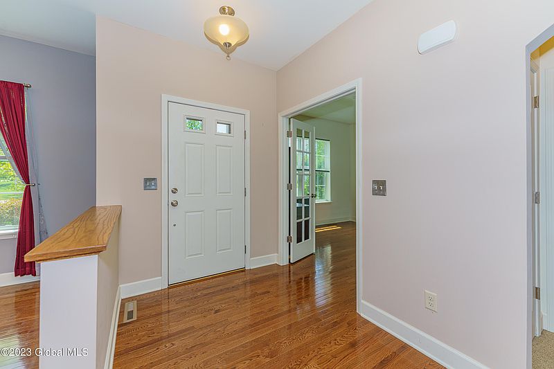 5th image of 1 Wedgewood Drive