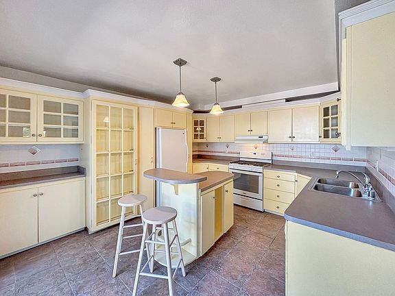 5th image of 10847 Macouba Pl