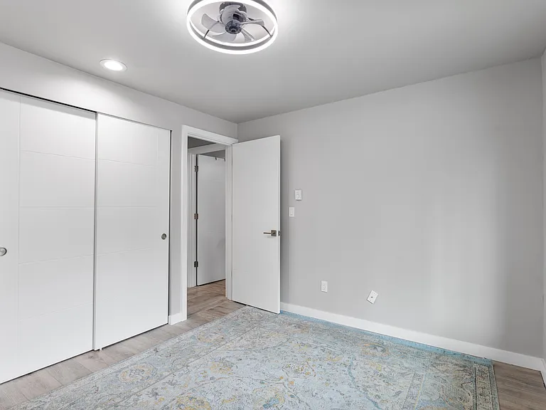 23401 Lakeview Dr #J304 — Photo 16