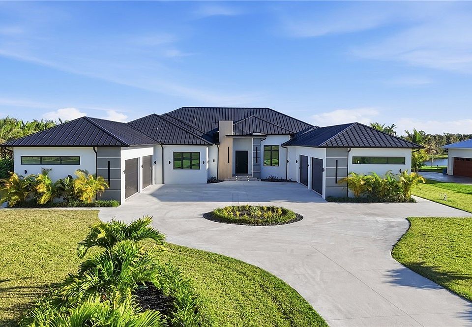 1st image of 2532 Caloosa Shores Dr