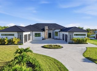 2532 Caloosa Shores Dr, Labelle, FL 33935