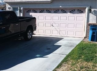 7049 Wood Bark Dr, Las Vegas, NV 89119