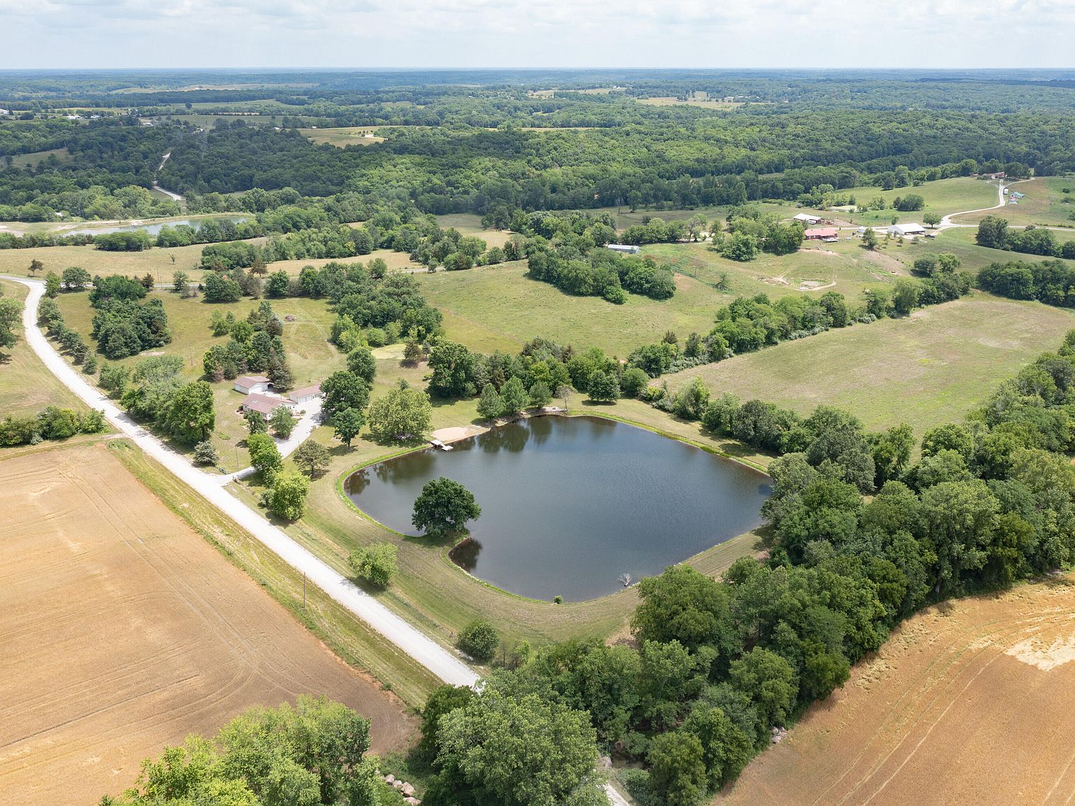 860 County Road 132, Higbee, MO 65257 Zillow