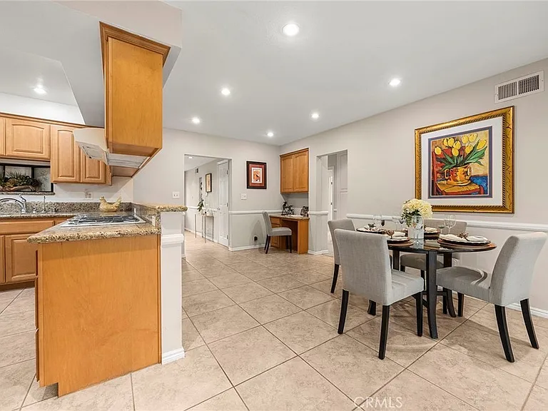 212 Barranca Dr — Photo 13