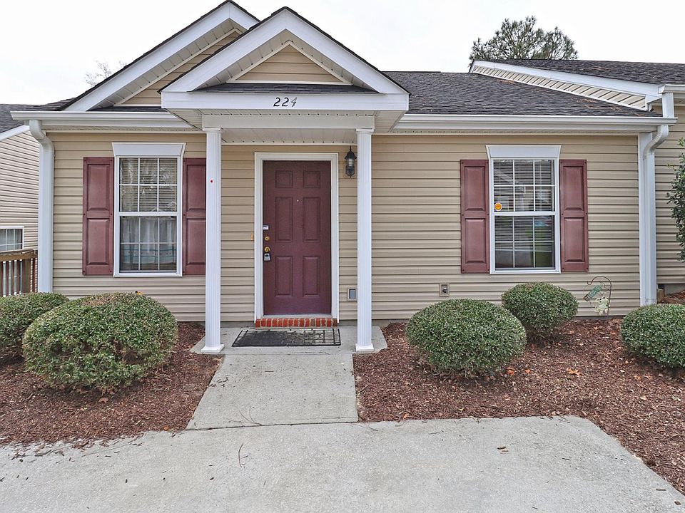 1st image of 224 Philmont Dr