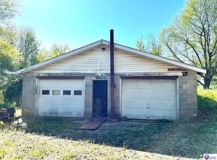 353 S Greensburg St, Hodgenville, KY 42748
