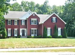 610 Thoreau Cir, Windsor, CT 06095
