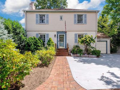500 Waukena Avenue, Oceanside, NY, 11572