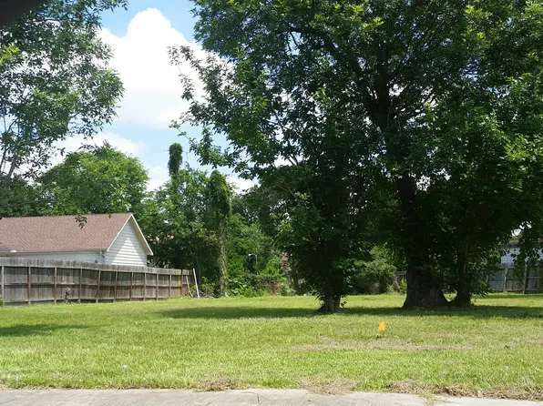 5738 Cullen Blvd, Houston, TX 77021