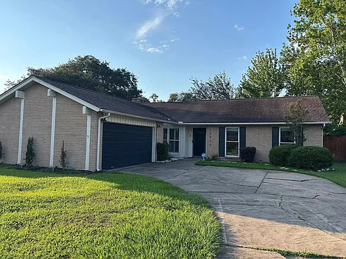 13814 Piping Rock Ln Photo 1