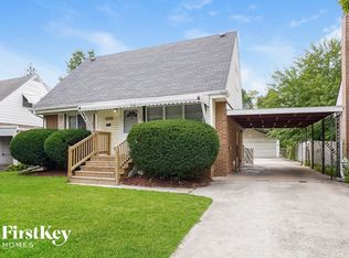 17508 Greenbay Ave, Lansing, IL 60438