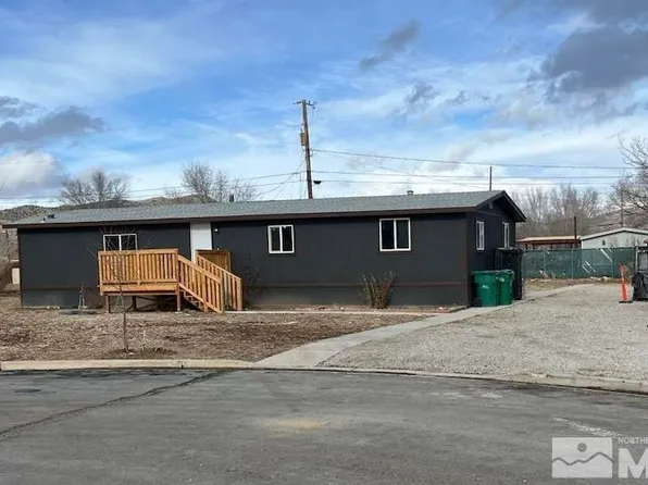 265 Lupin Ct, Sun Valley, NV 89433