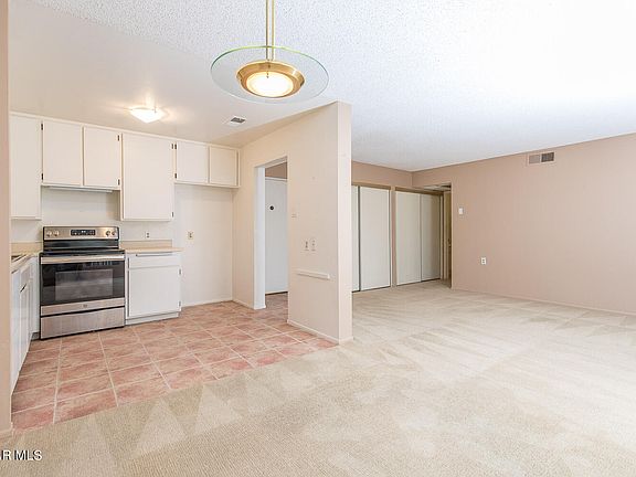 2nd image of 348 Chestnut Hill Ct APT 13