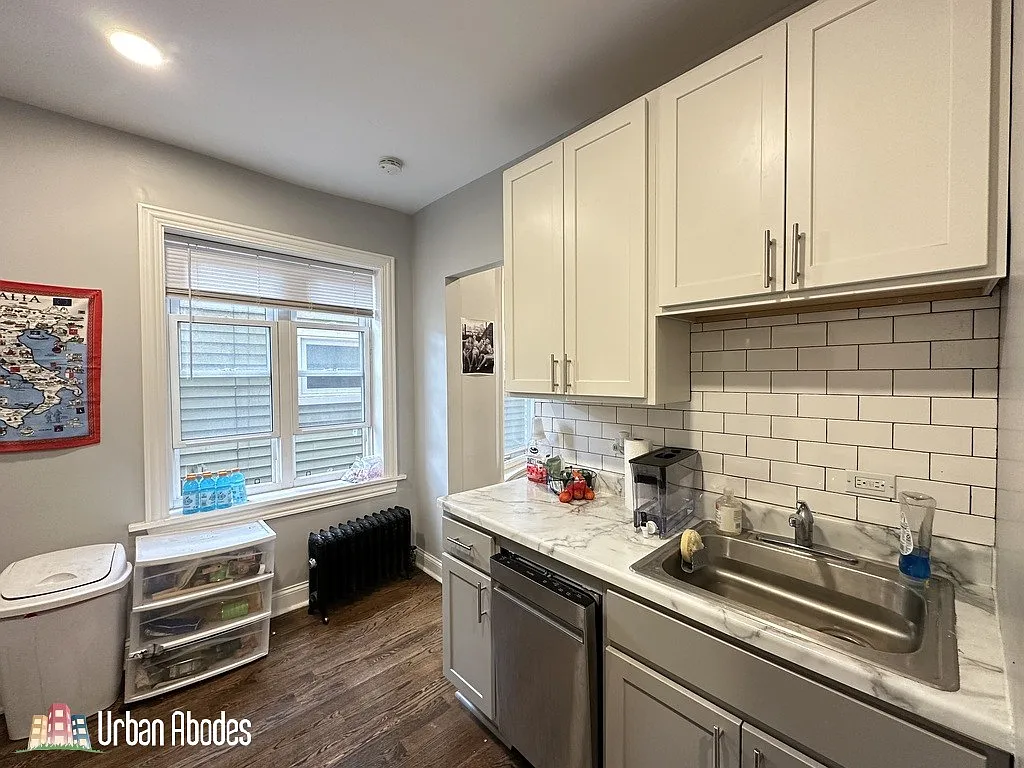 3 bed, 1800 sqft, $3,700 — Photo 4