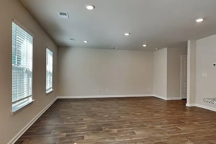 502 Blue Garden Way — Photo 5