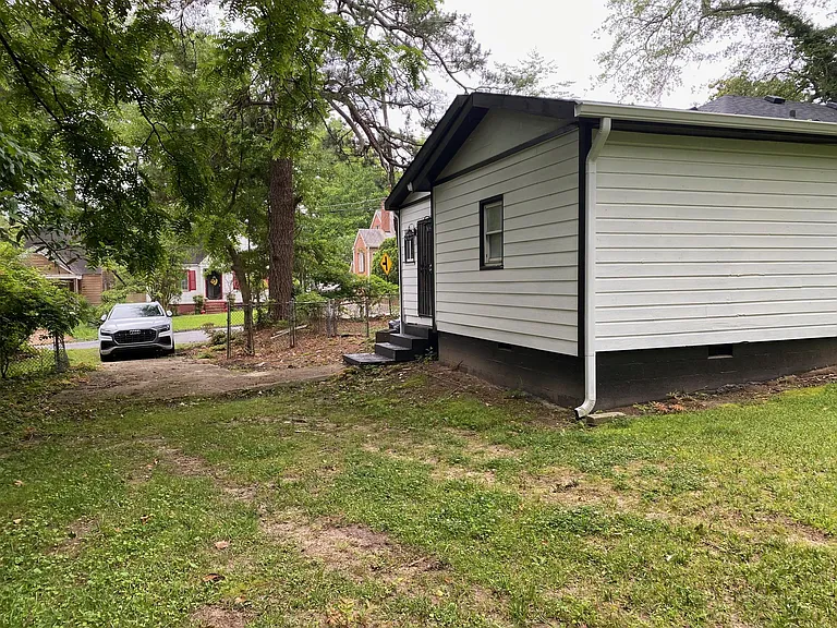 601 S Elizabeth Pl NW — Photo 15