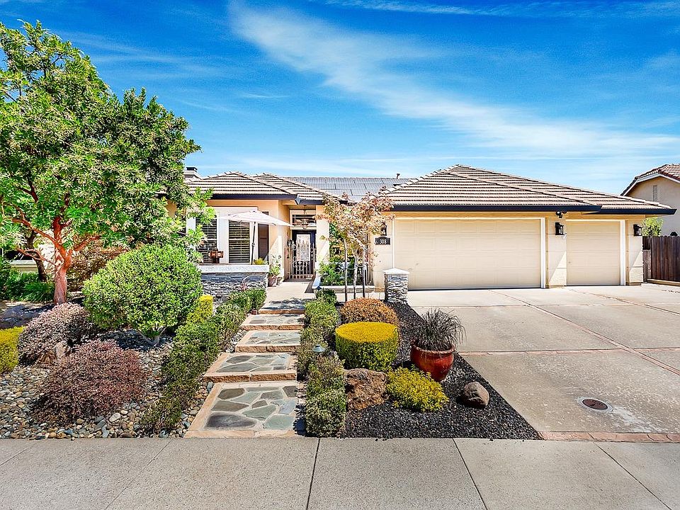 1st image of 308 Morecombe Ct