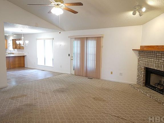 5th image of 224 Rosemont Dr