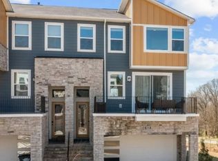 3321 Treble Ct, Charlotte, NC 28262