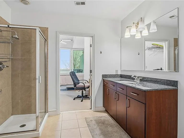 44 Peachtree Pl NW #424 — Photo 22