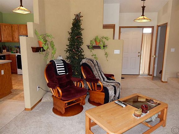 2nd image of 1820 Frey Ln
