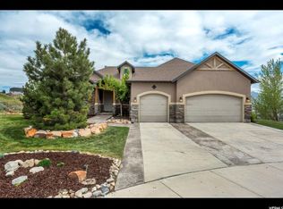 4060 E Barton Creek Cir, Eagle Mountain, UT 84005