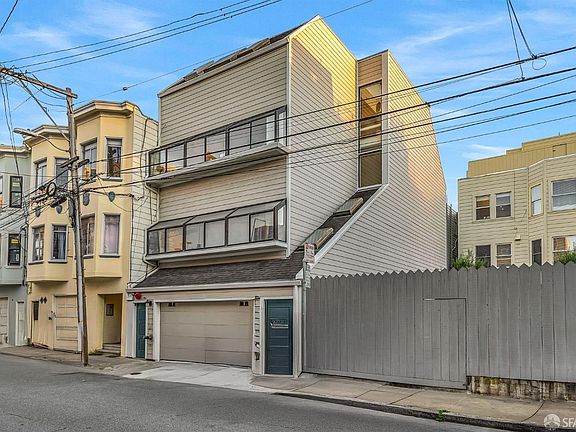 2nd image of 35 Moulton St #2