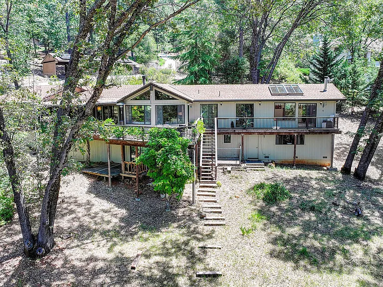 16832 Alice Way — Photo 40