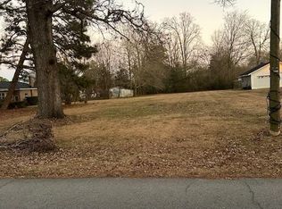 109 N New St, Whitakers, NC 27891