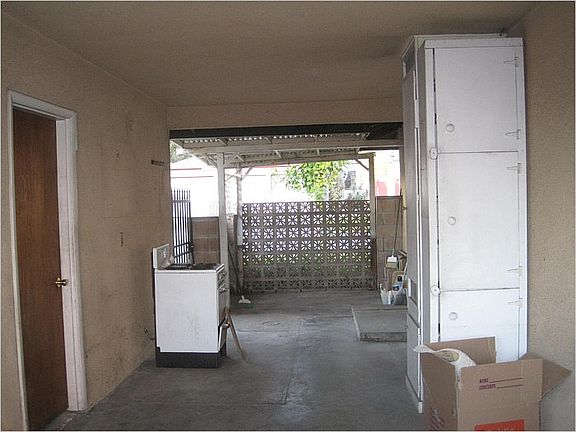 4th image of 131 S Sunnyslope Ave