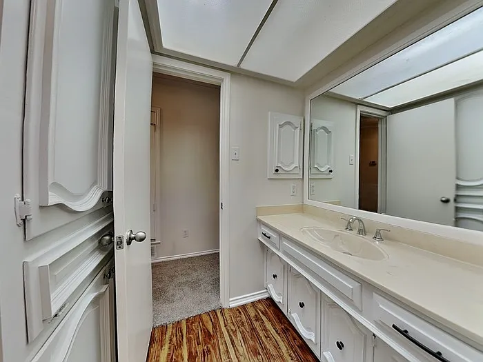 3110 Berkshire Dr — Photo 20