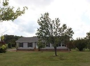 2888 Ayersville Rd, Mayodan, NC 27027
