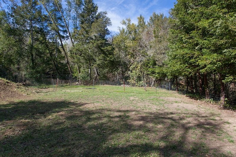 2nd image of 4310 Redwood Rd