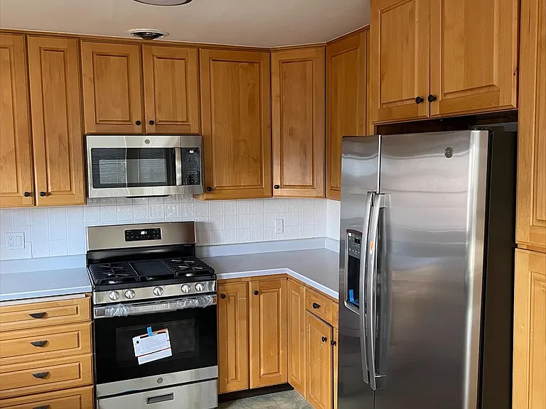 1911 Truman St NE — Photo 5