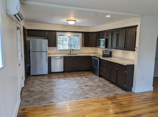 31 Bar Harbor Rd, Pasadena, MD 21122