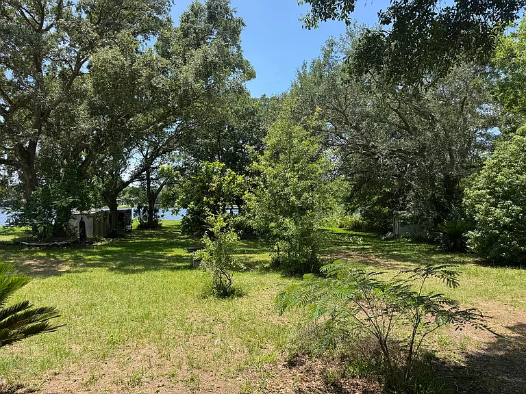 6103 1/2 E Shore Dr #C — Photo 11