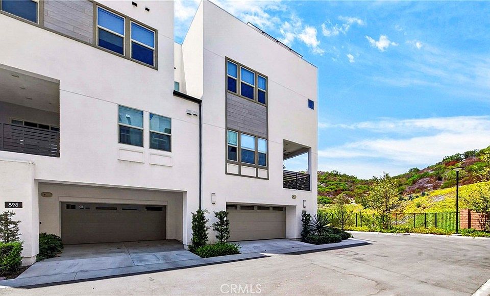 1st image of 888 Poppy Ct