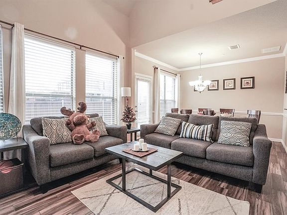 5th image of 7212 Dry Creek Dr